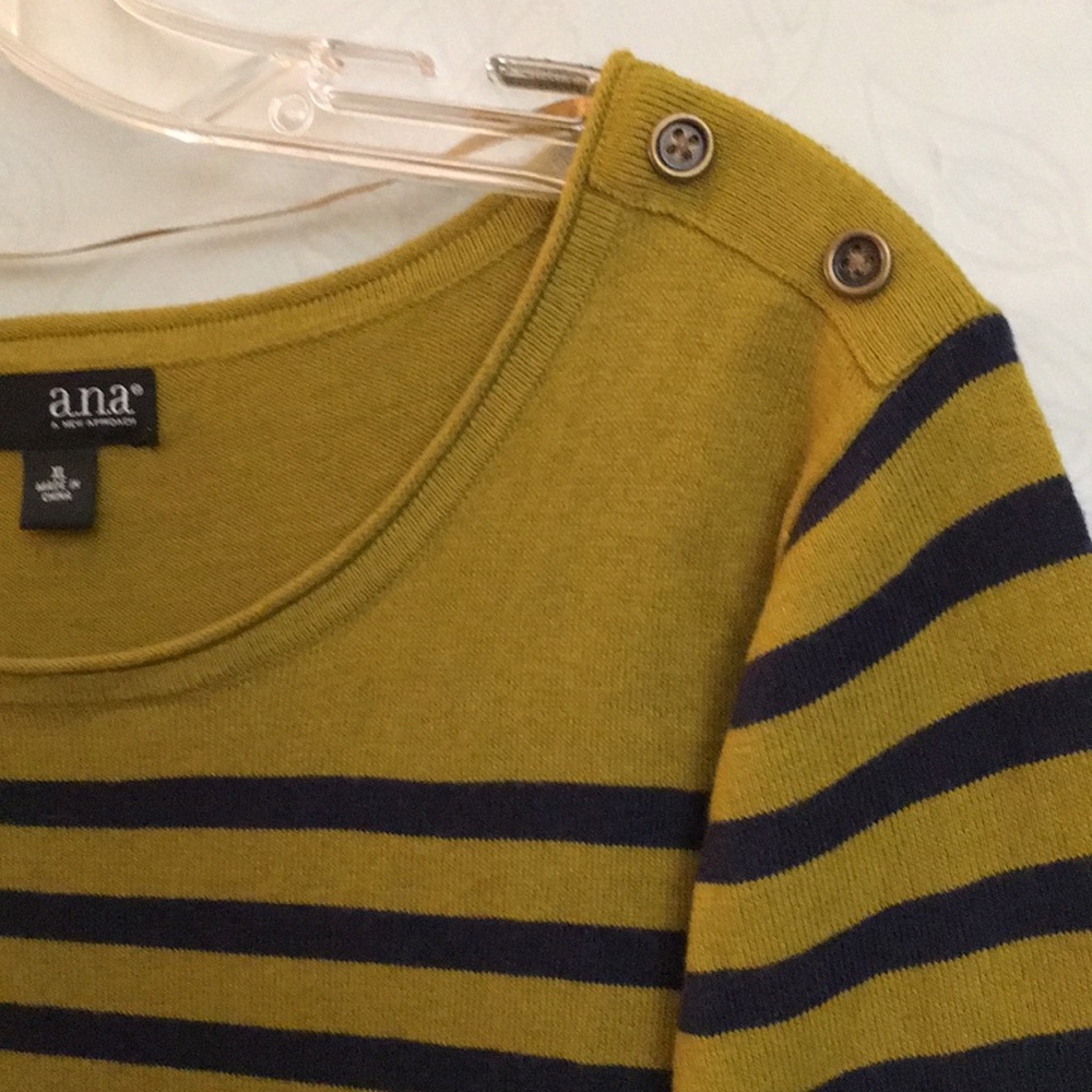 Scoop Neck Long Sleeved Sweater by a.n.a. Sz XL - Picture 3 of 7